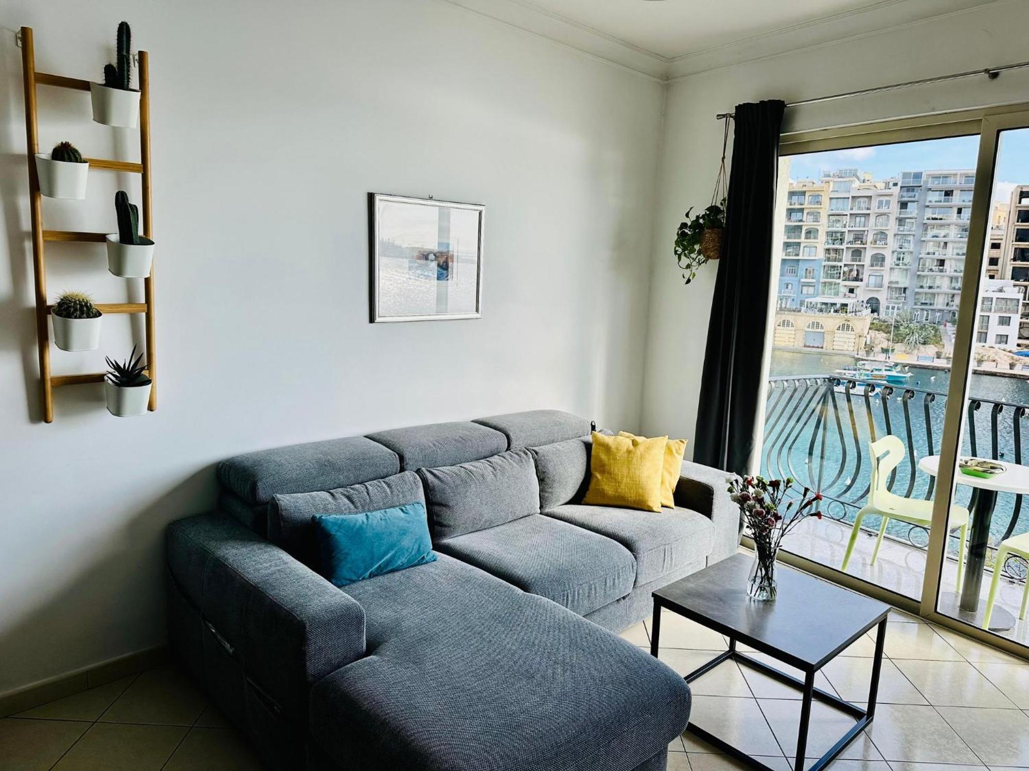Apartamento Morina Court San Julián Exterior foto